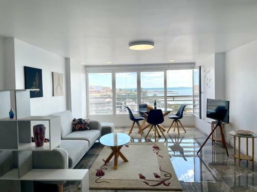 Sea Breeze Apartments First Line By The Sea