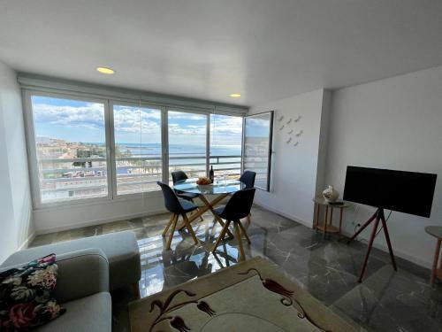 Sea Breeze Apartments First Line By The Sea