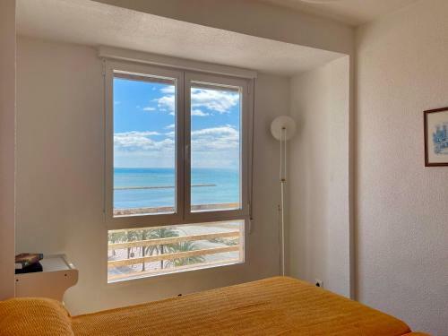 Sea Breeze Apartments First Line By The Sea