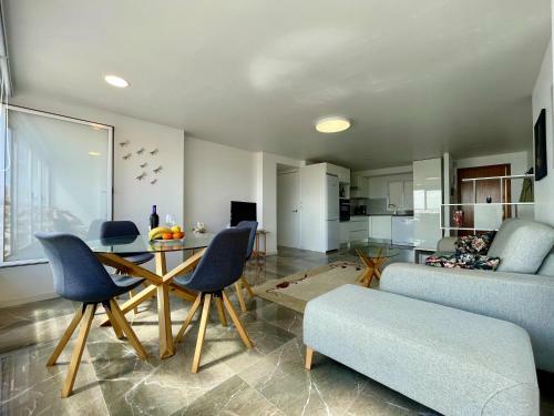 Sea Breeze Apartments First Line By The Sea