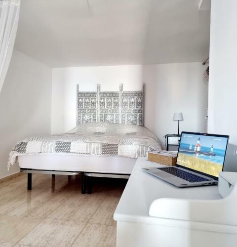 Mirador Apartments With Sea View And Pool