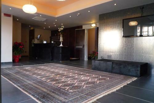 Myres Hotel Residence