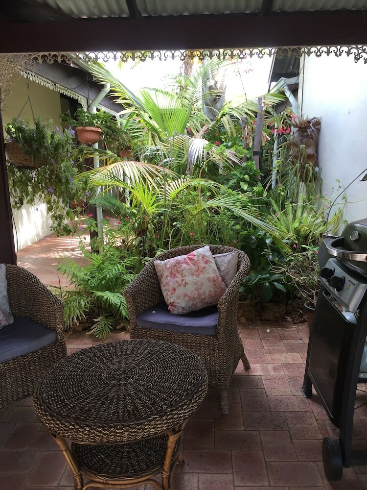 Hostal The Noble Grape Guesthouse