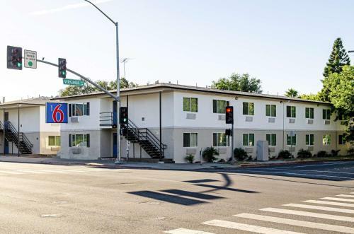 Motel Modesto Knights Inn