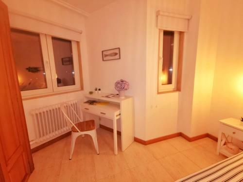 Espectacular Apartamento, A Pie De Playa En Samil.