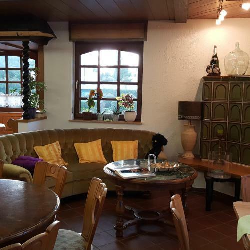Bed & Breakfast Weinhaus Em Wingert