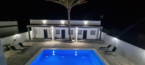 Apartamentos La Playa