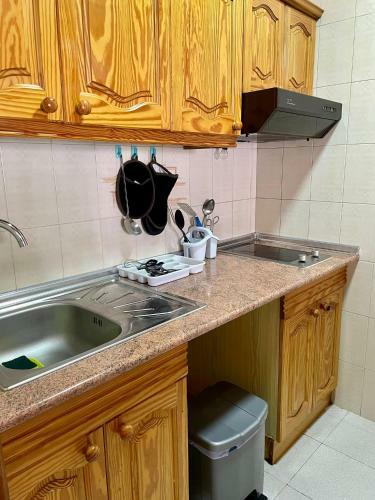 Apartment Near The Beach With Sea View