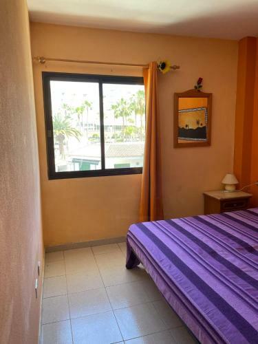 Apartment Near The Beach With Sea View