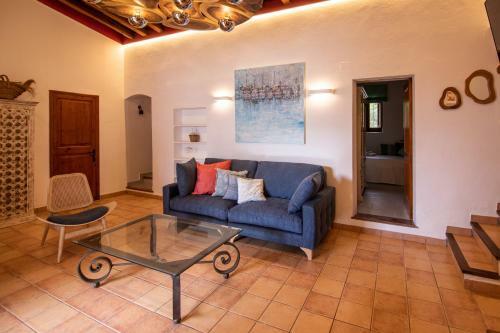 Casa Rural Can Rotes Con Jardin Y Barbacoa