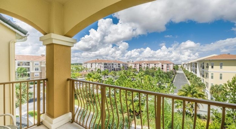 Villa Orlando Resort Rentals Near Universal