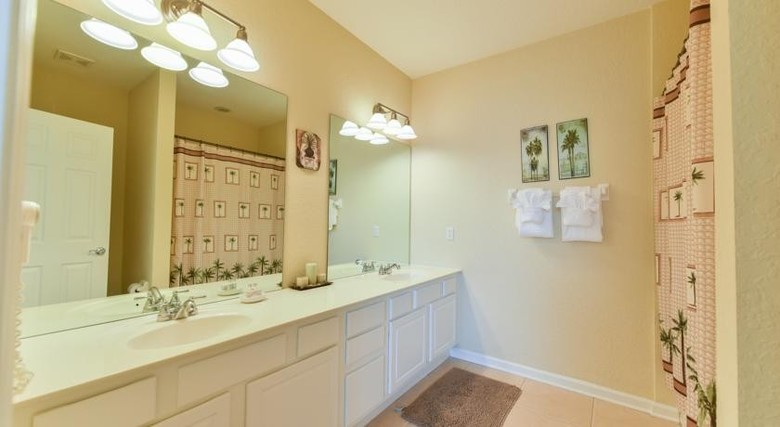 Villa Orlando Resort Rentals Near Universal