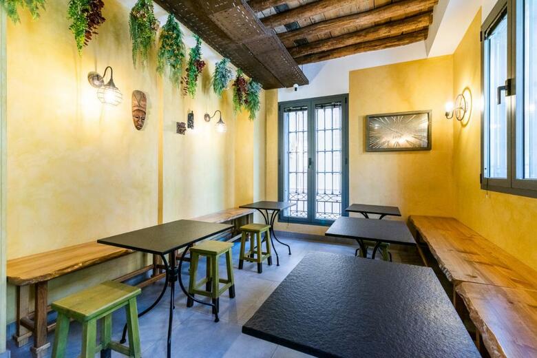 Hostel Carlota Braun