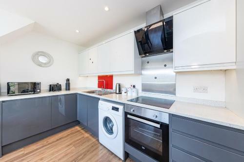 Apartamento Modern Contractor Flat With Free Parking In A Great Location By Comfyworkers