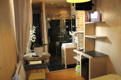 Bed & Breakfast C�t� Chambres