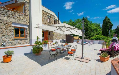 Nice Apartment In Lamporecchio With Wifi And 2 Bedrooms