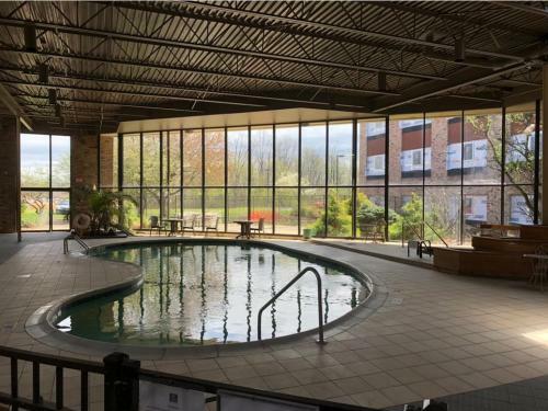 Hotel Ramada By Wyndham Michigan City