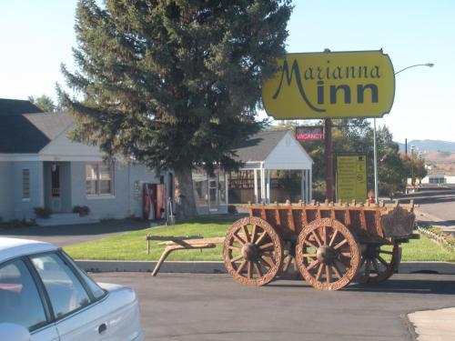 Hotel Marianna Inn Motel