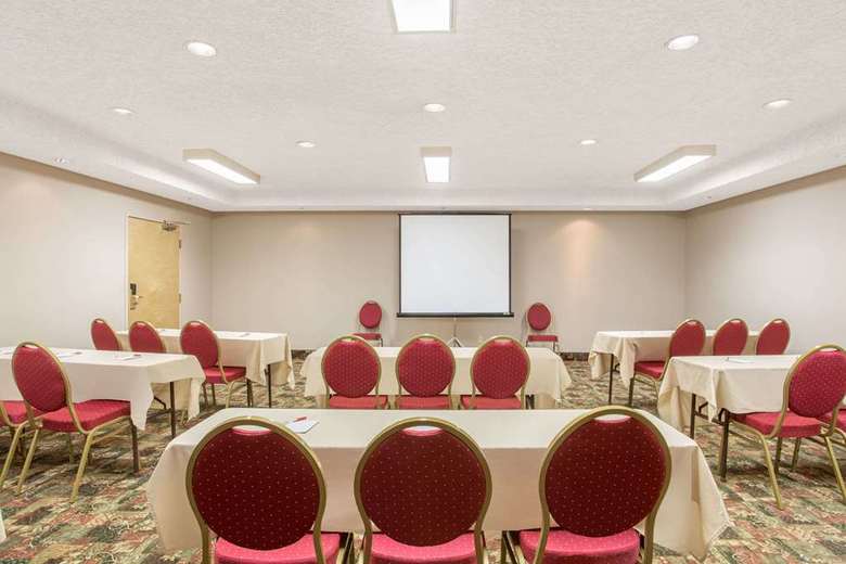Hotel Ramada Inn
