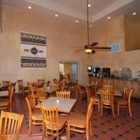 Hotel Comfort Suites