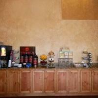 Hotel Comfort Suites