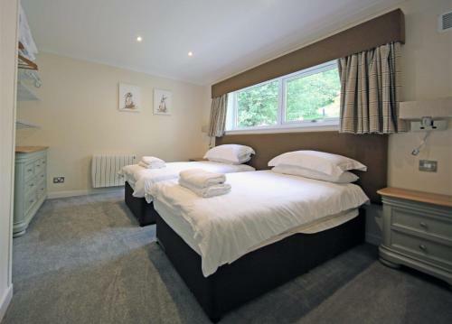 Loch Rannoch Pine Marten Lodge 5