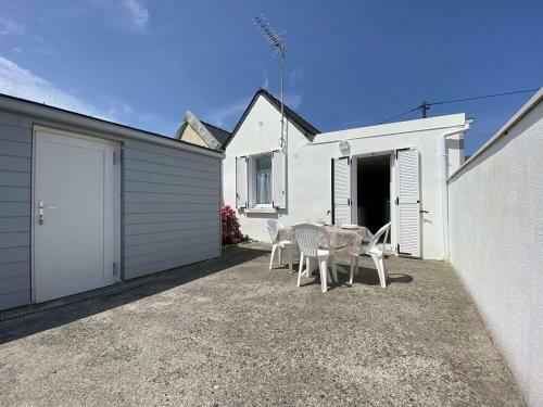 Maison Cl�der, 3 Pi�ces, 3 Personnes - Fr-1-625-3