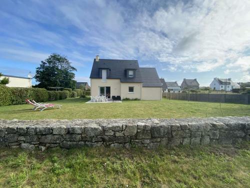 Maison Cl�der, 4 Pi�ces, 6 Personnes - Fr-1-625-2