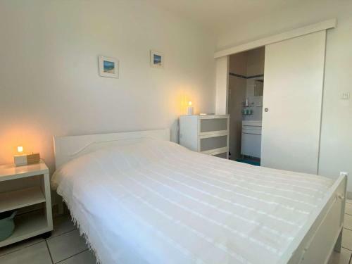 Maison Cl�der, 4 Pi�ces, 6 Personnes - Fr-1-625-2