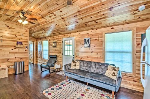 Scenic Cabin About 2 Mi To Nolin Lake State Park!