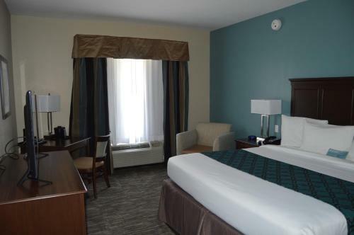 Heritage Place Hotel And Suites