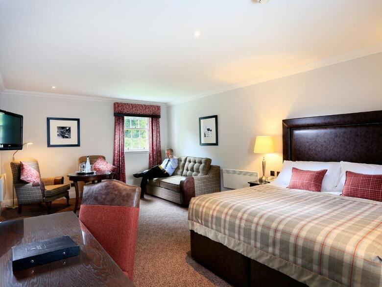 Hotel Macdonald Houstoun House