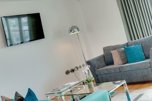 Book A Base Apartments - Duke Street