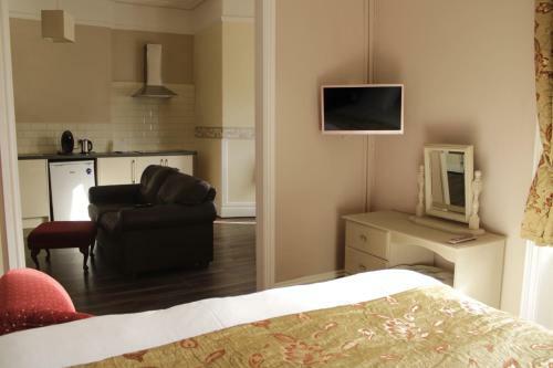 Hostal Clifton Villa Guest House