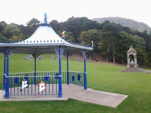 Hostal Clifton Villa Guest House