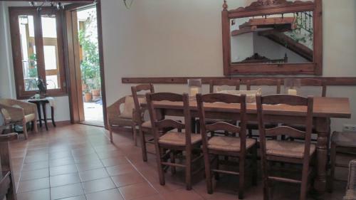 Agroturismo La Casona De Mahora