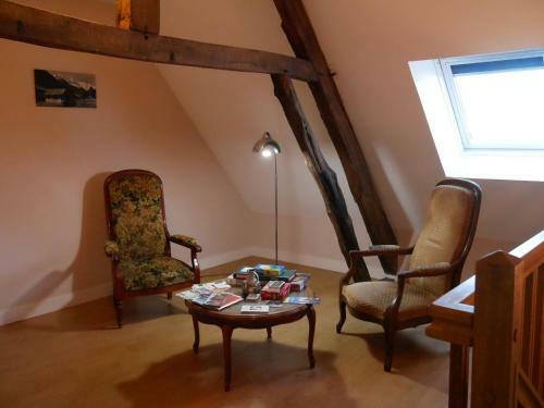 G�te Coullons, 3 Pi�ces, 4 Personnes - Fr-1-590-16