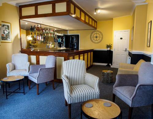 Riverbank Bed And Breakfast