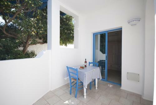 Villa Flora Studios & Apartments
