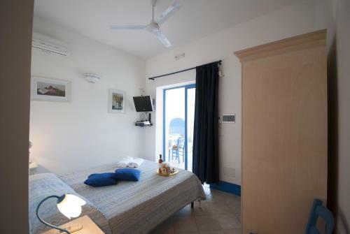 Villa Flora Studios & Apartments