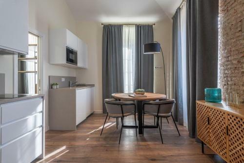 Home Art Apartments M�laga