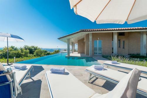 Villa Casa Di Eolo 8&2