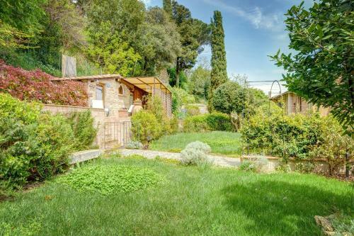Hostal Garden House