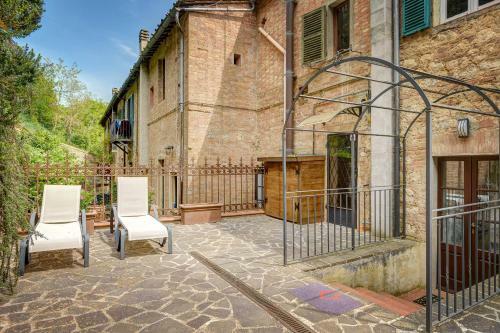 Hostal Garden House