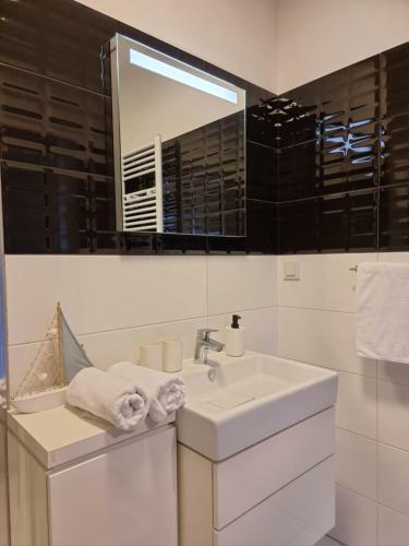 Apartamenty 5 M�rz - 365pam