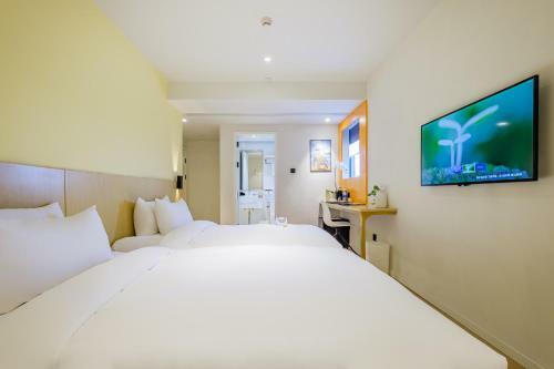 Pace Hotel Suzhou Renmin Branch