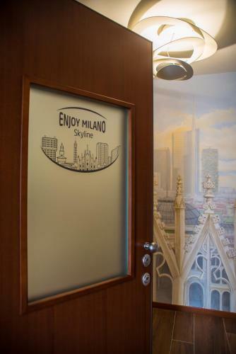 Hostal Enjoy Milano Skyline