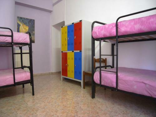 Hostel California