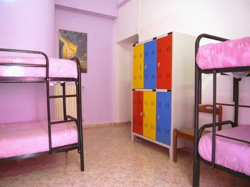 Hostel California