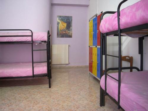 Hostel California